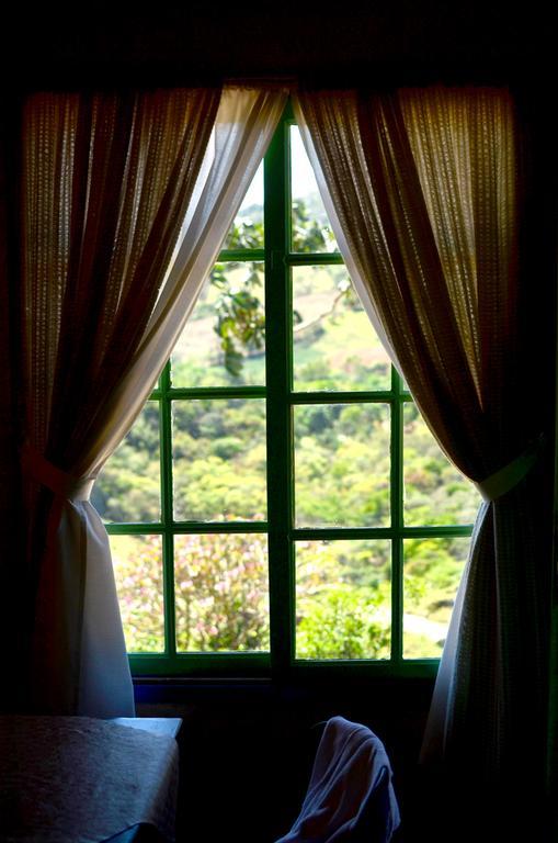 Hotel Cafezal Em Flor Turismo E Cafes Especiais Monte Alegre do Sul Esterno foto